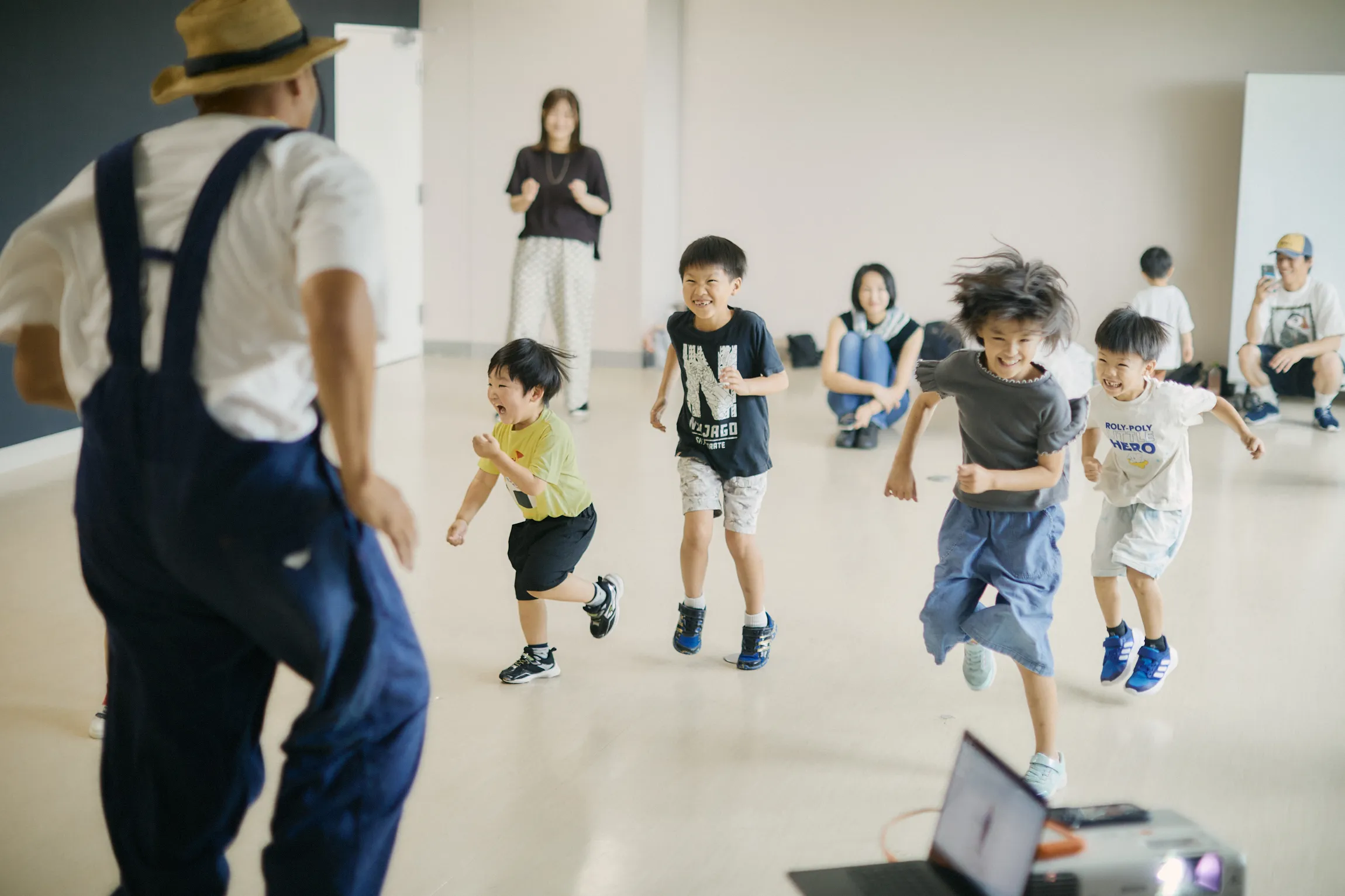 体育館 Dance